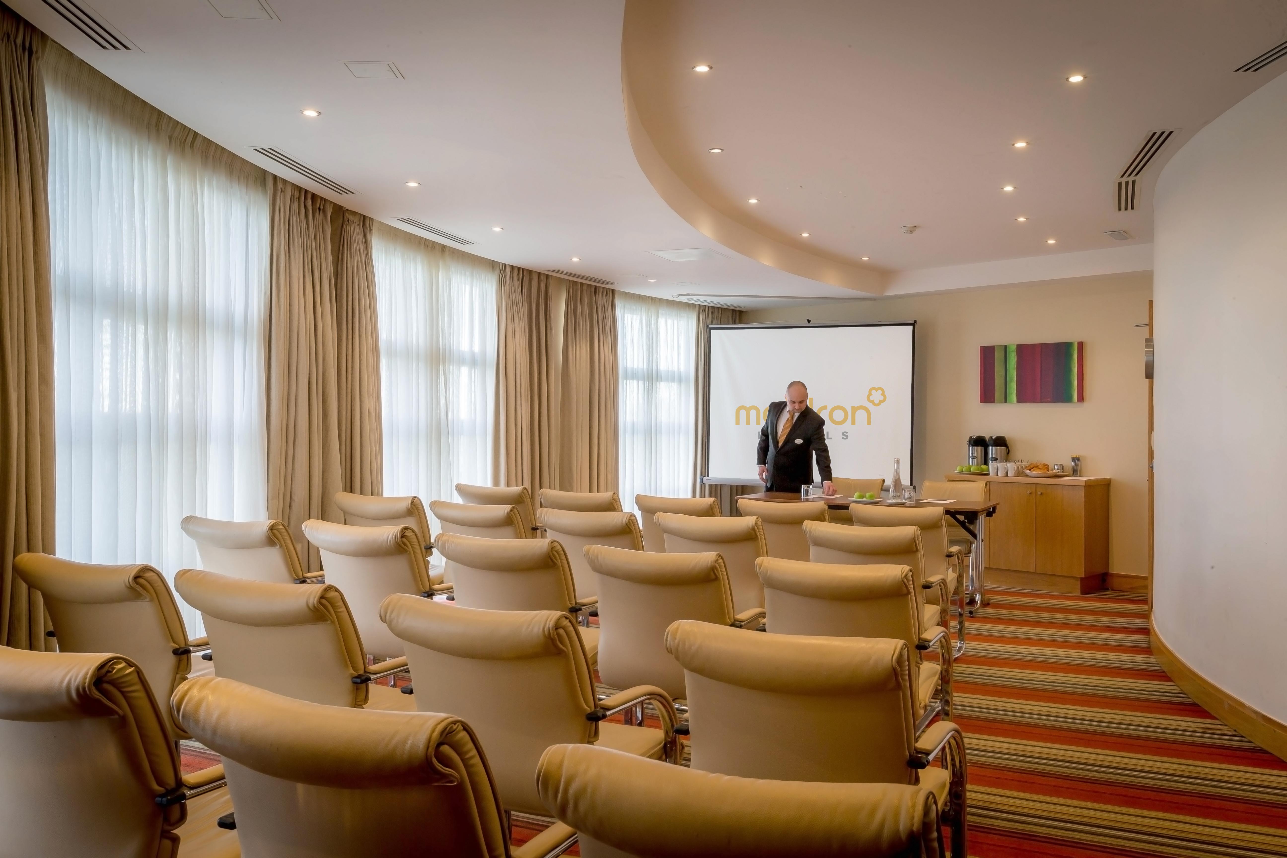 Maldron Hotel & Leisure Centre Limerick Junction Exteriér fotografie